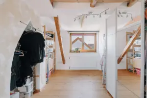 Schickes Stadthaus mit Garten, Kamin und Dachstudio