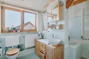 Schickes Stadthaus mit Garten, Kamin und Dachstudio