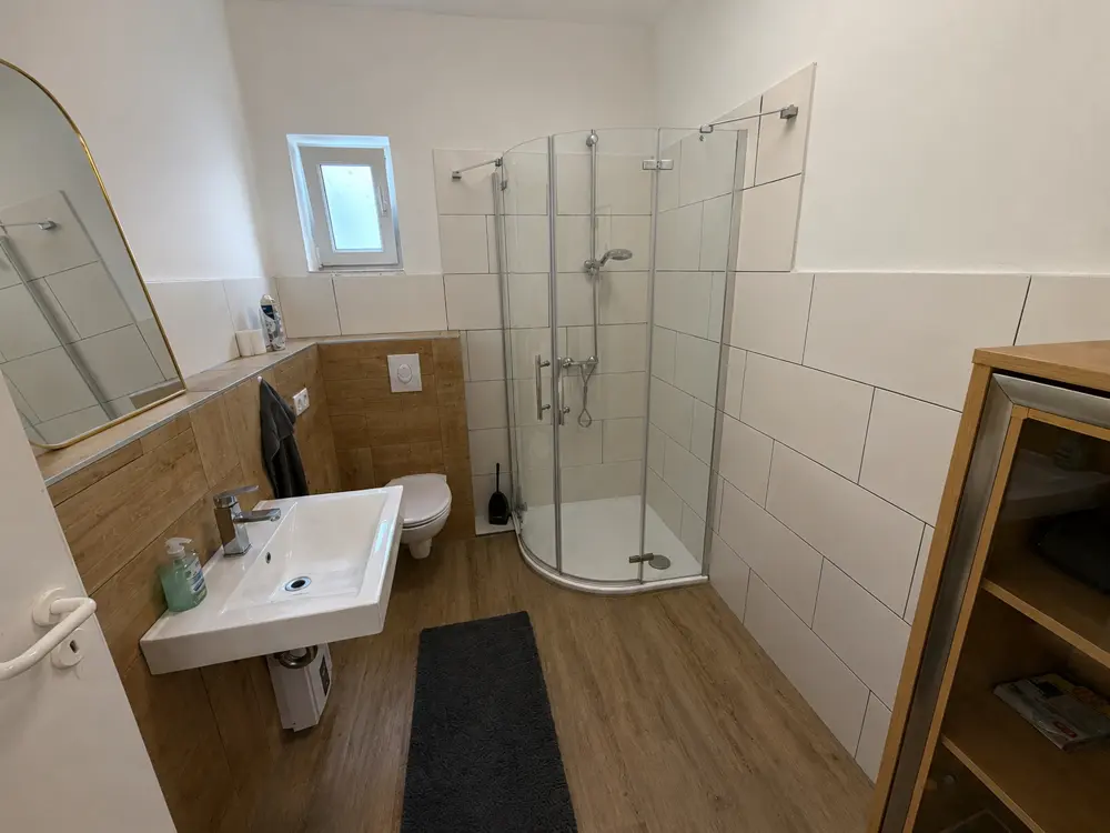 Badezimmer EG